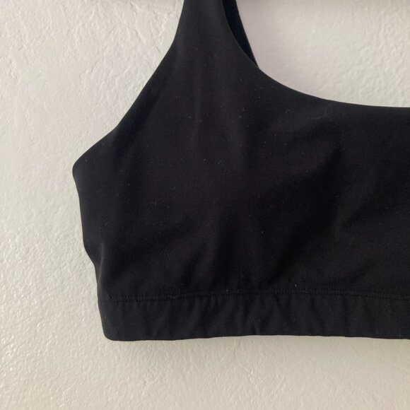 Vuori Daily Bra Sports Bra Black Workout Pilates Exercise Outdoors Size XL - Picture 4 of 11